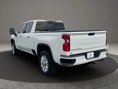 Used 2020 Chevrolet Silverado 2500 High Country w/ Z71 Off-Road Package AWD/4WD image 8