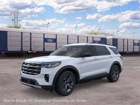 New 2026 Ford Explorer Active w/ Active Comfort Package AWD/4WD image 1