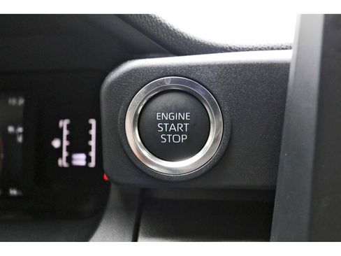 Used 2025 Toyota 4Runner SR5 image 26