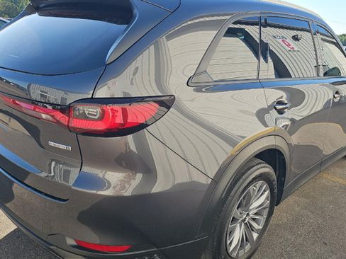 Used 2024 MAZDA CX-90 3.3 Turbo w/ Preferred Package AWD/4WD image 3