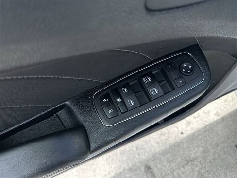 Used 2023 Dodge Charger GT image 15