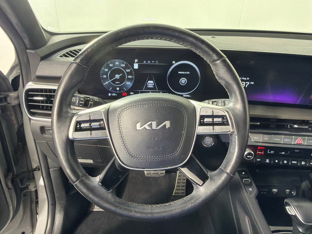 Used 2023 Kia Telluride SX Prestige X-Pro AWD/4WD image 16