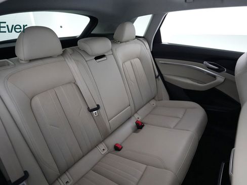 Used 2019 Audi e-tron Premium Plus AWD/4WD image 5