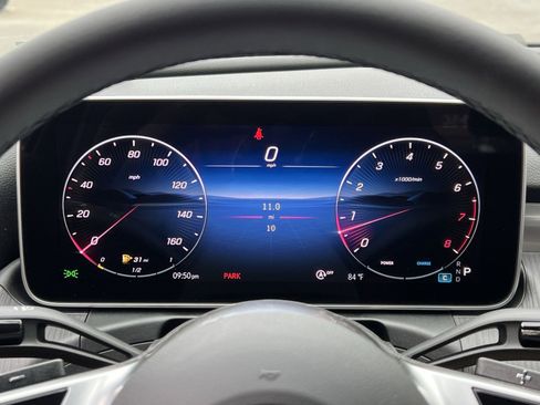 New 2025 Mercedes-Benz C 300 4MATIC Sedan image 15