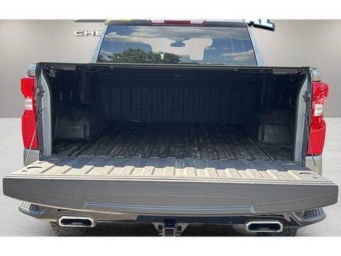 Used 2022 Chevrolet Silverado 1500 LT Trail Boss w/ Safety Package AWD/4WD image 33