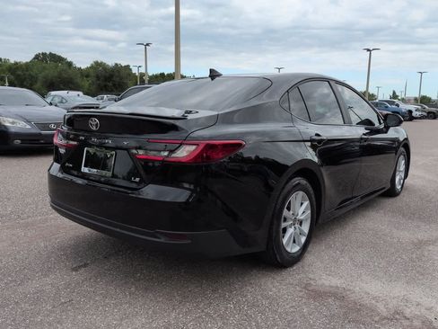 Used 2025 Toyota Camry LE FWD image 6