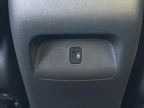 Used 2025 Nissan Sentra SV FWD image 30