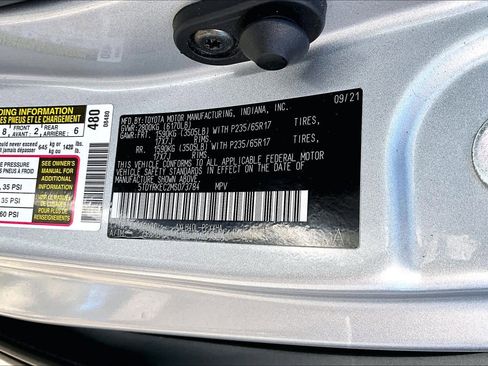 Used 2021 Toyota Sienna XLE FWD image 36