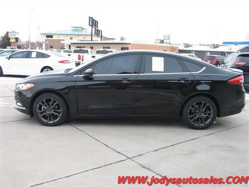 Used 2018 Ford Fusion SE w/ Equipment Group 201A AWD/4WD image 28
