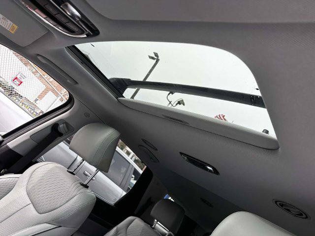 Used 2023 Hyundai Palisade SEL AWD/4WD image 13