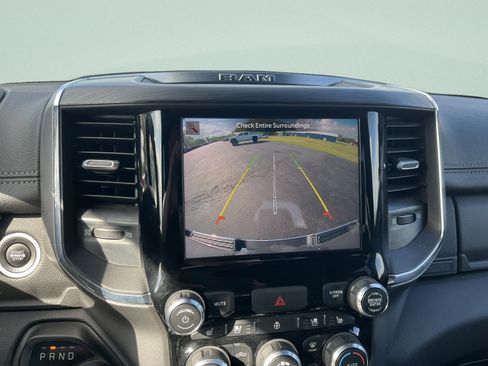 Used 2024 RAM 1500 Laramie AWD/4WD image 16