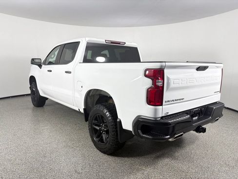 Used 2020 Chevrolet Silverado 1500 Custom Trail Boss w/ Custom Convenience Package AWD/4WD image 4