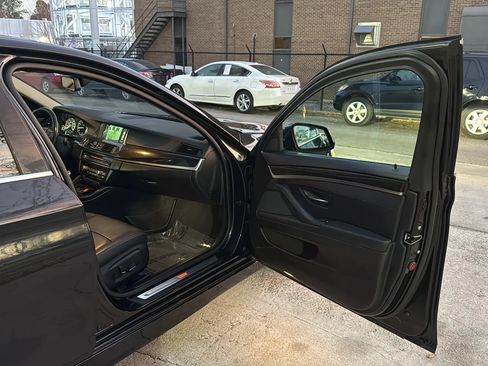 Used 2014 BMW 528i xDrive Sedan image 25