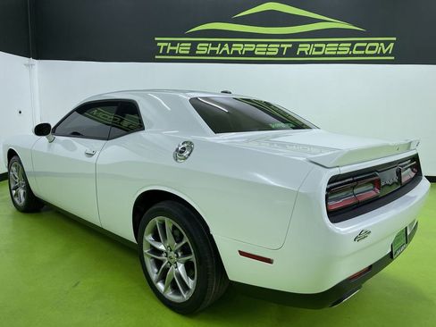 Used 2022 Dodge Challenger GT image 7