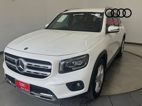 Used 2020 Mercedes-Benz GLB 250 image 3