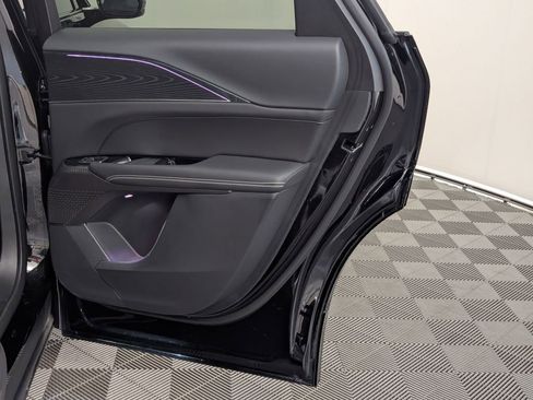 Used 2024 Cadillac Lyriq Sport image 55