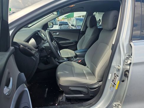 Used 2017 Hyundai Santa Fe Sport w/ Cargo Package FWD image 9