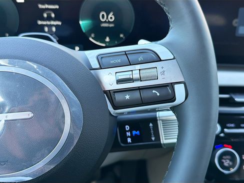 New 2026 Hyundai Tucson Limited image 38