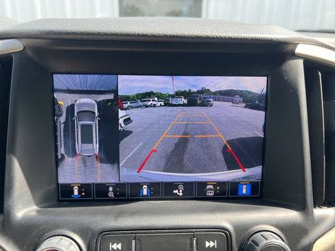 Used 2022 GMC Terrain Denali w/ Denali Premium Package AWD/4WD image 12