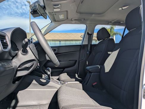 New 2026 Hyundai Venue SEL image 15