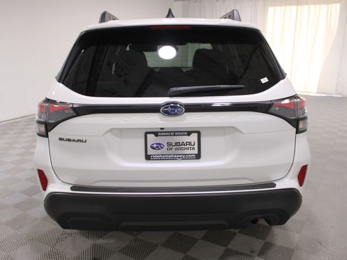 New 2026 Subaru Forester Premium image 27