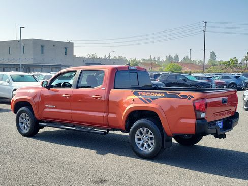 Used 2018 Toyota Tacoma SR5 RWD image 27