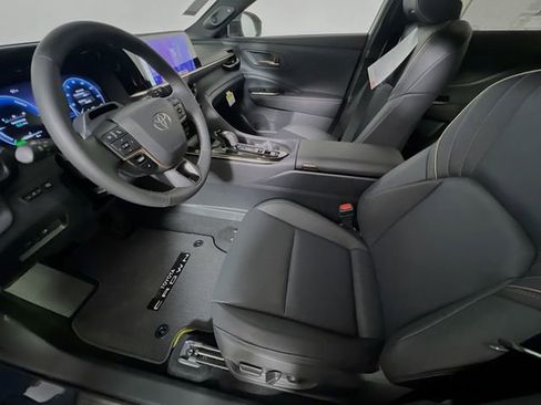 New 2026 Toyota Crown Signia AWD/4WD image 12