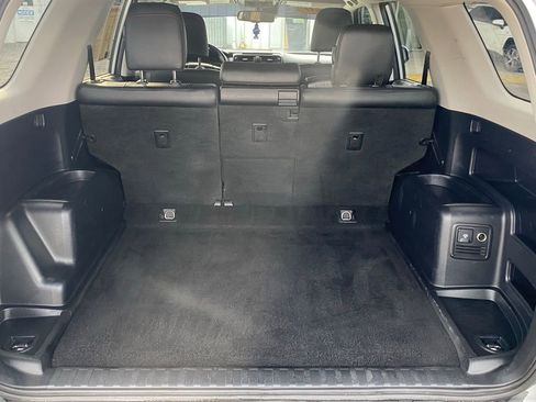 Used 2020 Toyota 4Runner TRD Off-Road Premium image 11