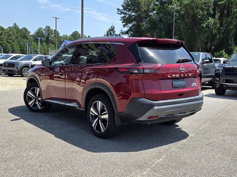 Used 2023 Nissan Rogue SL AWD/4WD image 4