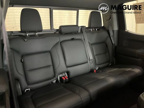 Used 2021 Chevrolet Silverado 1500 LT Trail Boss w/ Convenience Package II image 29