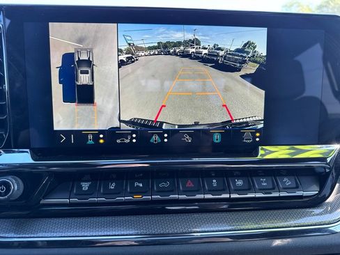 Used 2026 Chevrolet Silverado 2500 ZR2 AWD/4WD image 39
