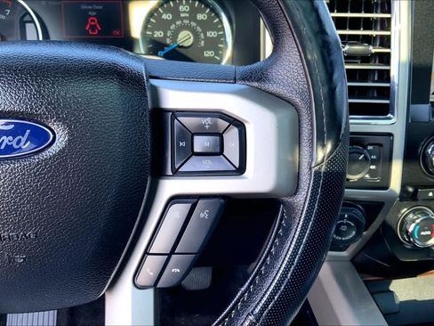Used 2016 Ford F150 Lariat w/ Equipment Group 501A Mid AWD/4WD image 22
