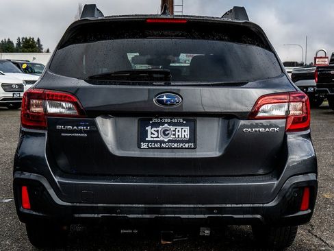 Used 2018 Subaru Outback 2.5i Limited image 16