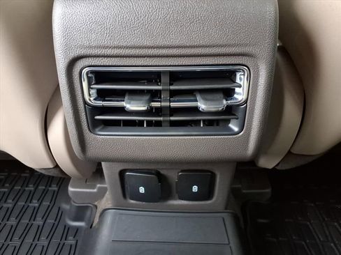 Used 2023 Lincoln Corsair Reserve image 26