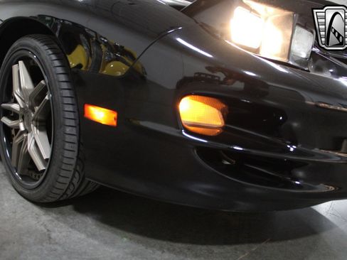 Used 1999 Pontiac Firebird Formula image 6