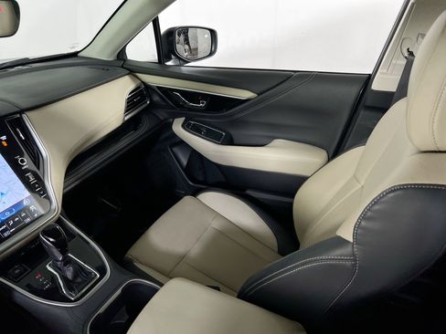 Used 2022 Subaru Outback Limited image 25
