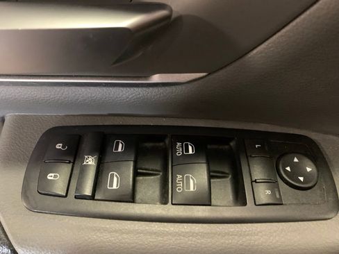 Used 2019 RAM 1500 Big Horn image 14