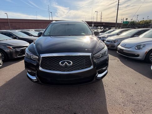 Used 2018 INFINITI QX60 FWD w/ Premium Package image 2