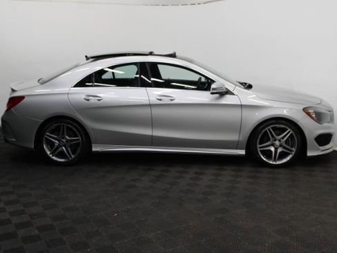 Used 2015 Mercedes-Benz CLA 250 4MATIC image 4