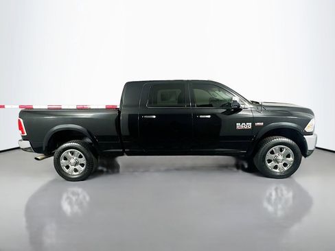 Used 2018 RAM 2500 Laramie w/ Convenience Group image 8