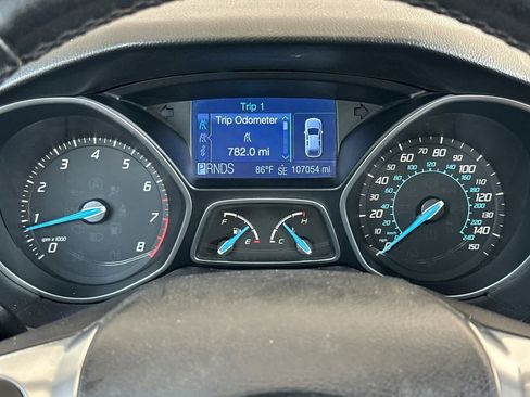 Used 2012 Ford Focus SEL FWD image 25