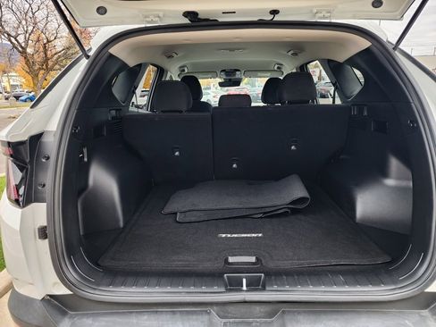 Used 2022 Hyundai Tucson SEL w/ Cargo Package image 13