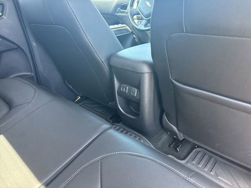 Used 2016 Chevrolet Colorado LT w/ Luxury Package, Chrome AWD/4WD image 13