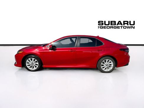 Used 2024 Toyota Camry LE w/ Convenience Package FWD image 4