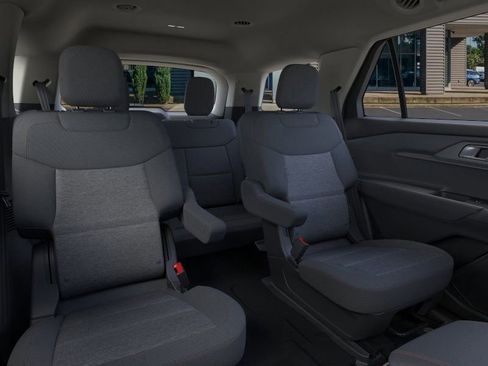 New 2025 Ford Explorer Active image 11