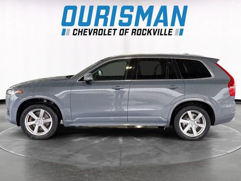 Used 2020 Volvo XC90 T6 Momentum image 3