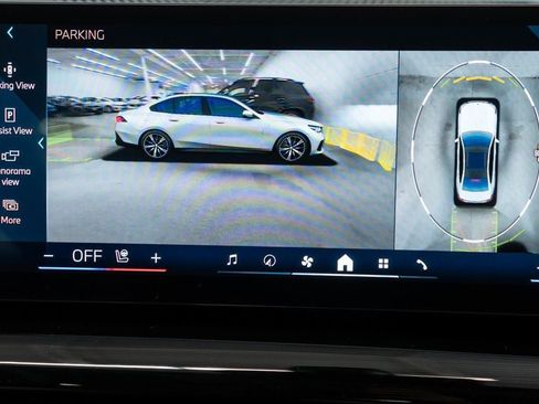 Used 2026 BMW 530i xDrive image 25