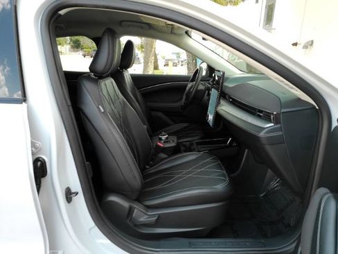 Used 2023 Ford Mustang Mach-E Select RWD image 20