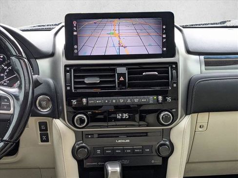 Used 2022 Lexus GX 460 Premium image 15