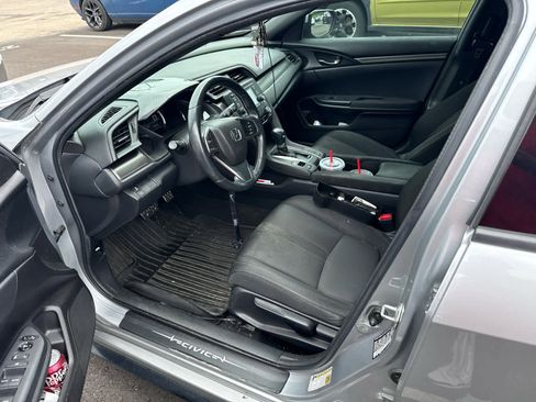 Used 2017 Honda Civic Sport image 7